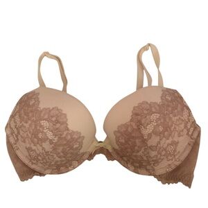 Victoria’s Secret Dream Angels Push Up Bra Underwire Blush & Lace Size 32D